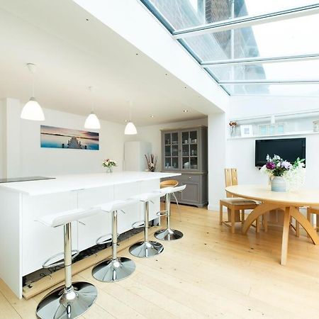 Aderta Stylish House Villa Poole Buitenkant foto